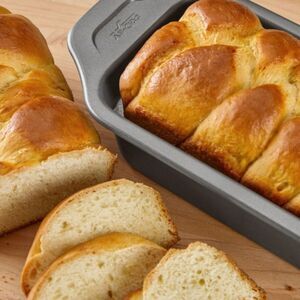 All-Clad Non-Stick Pro Release Loaf Pan 9"